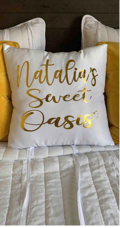 Natalia'S Sweet Oasis Lejlighed Lucea Eksteriør billede